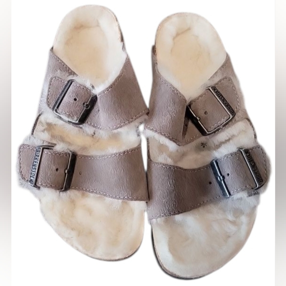 "Birkenstock Shearling Sandals in Beige"